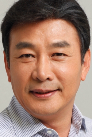 Gil Yong Woo