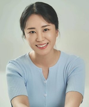 Yoon Cha Young