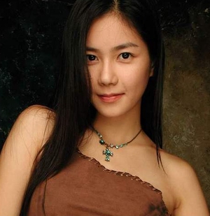 Hwang  In Young